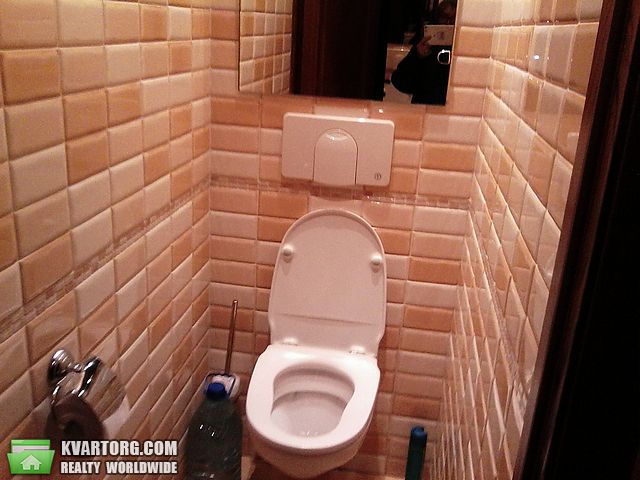 Rent out 2-room apartment. Киев,  Павловская — photo 5
