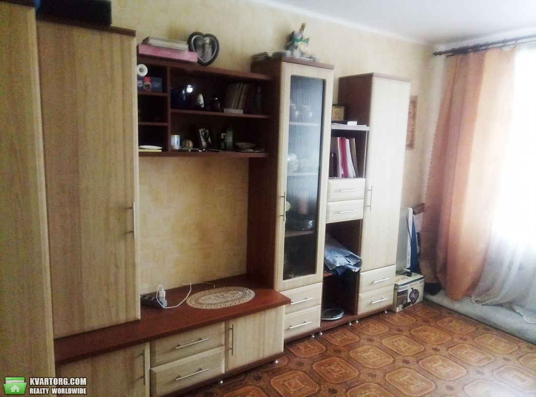 Rent out 1-room apartment. Киев, Жулянська — photo 3