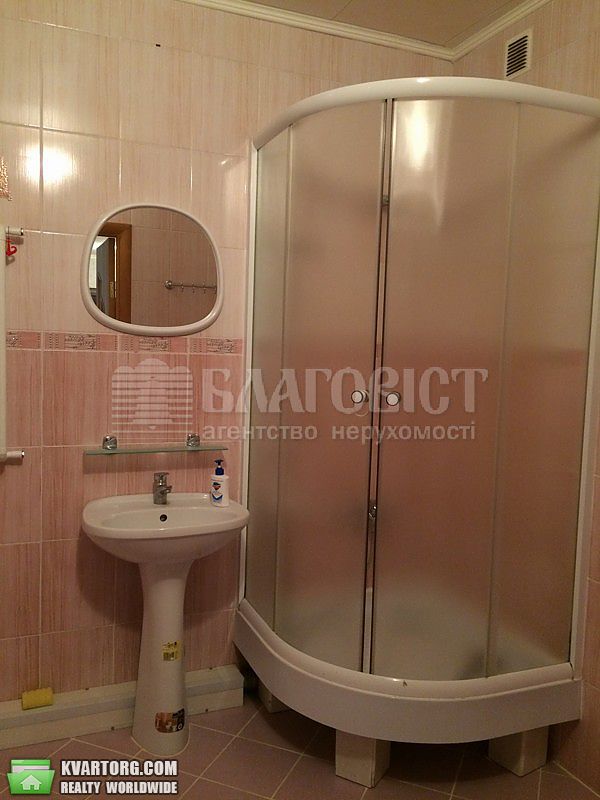 Rent out 3-room apartment. Киев,  Чорновола Вячеслава — photo 5