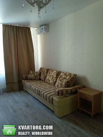 Rent out 1-room apartment. Киев,  Гмыри — photo 1
