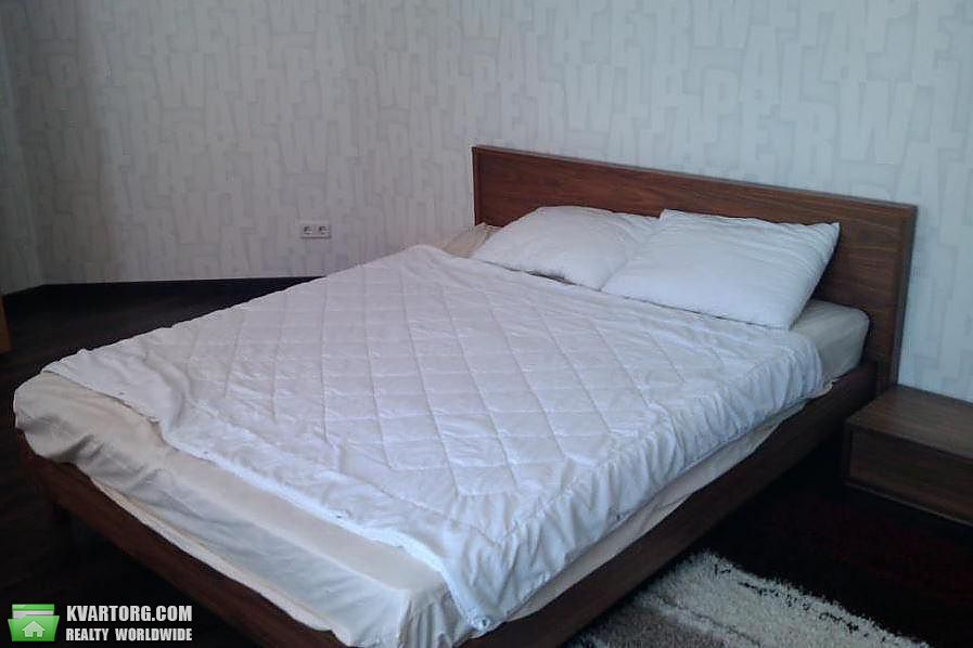 Rent out 3-room apartment. Киев,  Черновола — photo 4