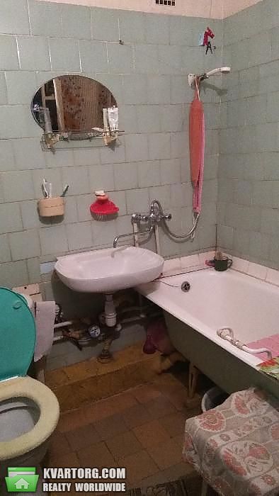 Sell 1-room apartment. Киев,  Полесская — photo 9