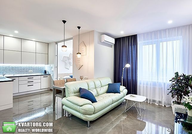 Rent out 1-room apartment. Киев,  Львовская — photo 2