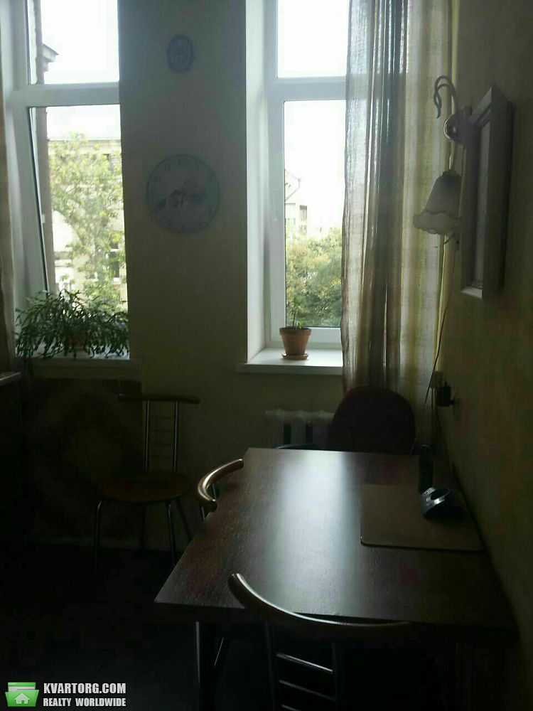 Rent out 1-room apartment. Киев,  Ярославская — photo 2