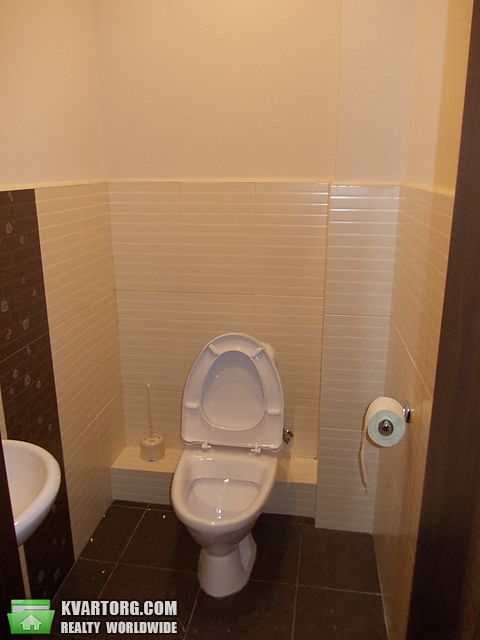 Rent out 1-room apartment. Киев, Данченко Сергей — photo 9