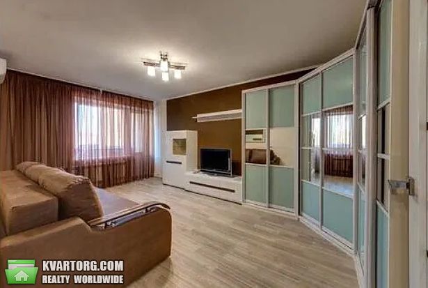 Rent out 2-room apartment. Киев,  Мельникова — photo 5