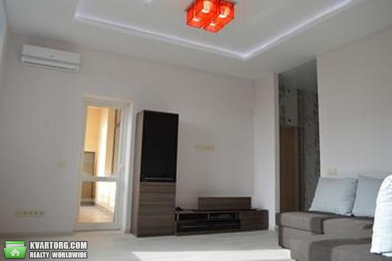 Rent out 2-room apartment. Киев,  Полтавская — photo 9