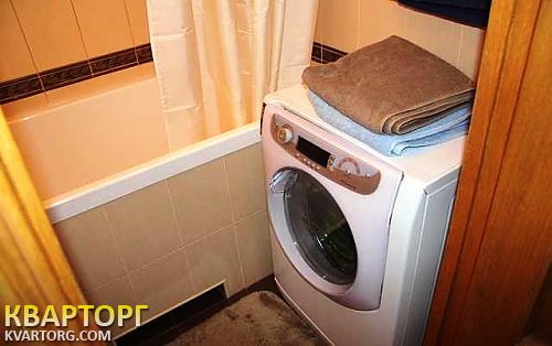 Rent out 2-room apartment. Киев,  Автозаводская — photo 4