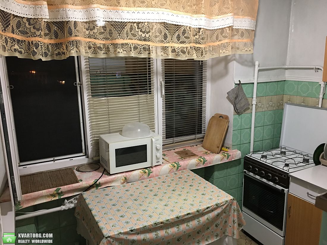 Sell 3-room apartment. Киев,  Набережно-Корчеватская — photo 3