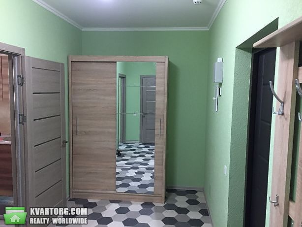 Rent out 1-room apartment. Киев,  Конева — photo 7