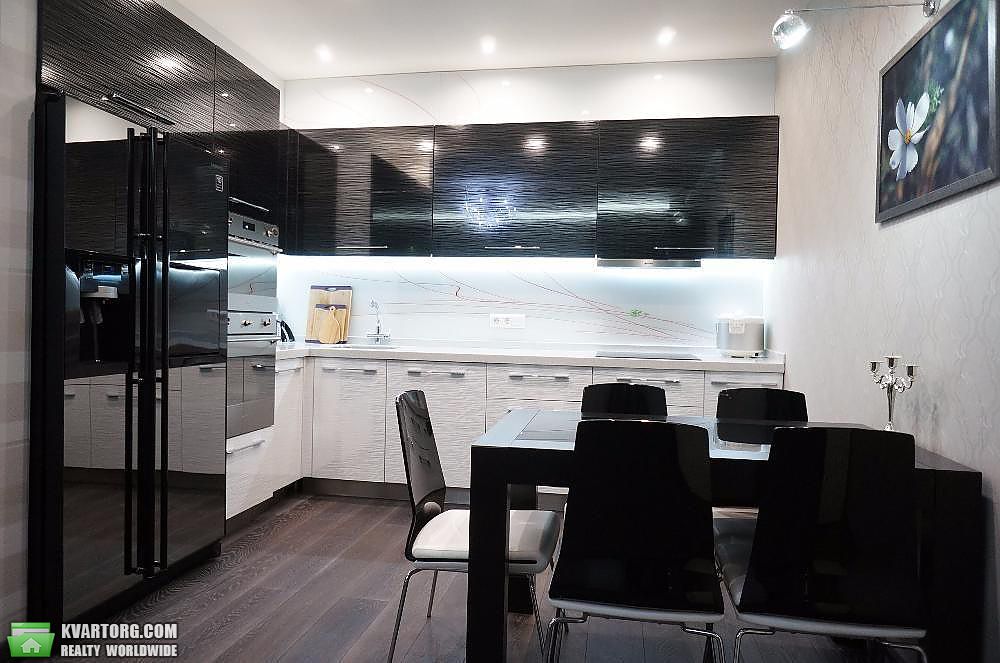 Rent out 2-room apartment. Киев,  Леси Украинки бул — photo 4