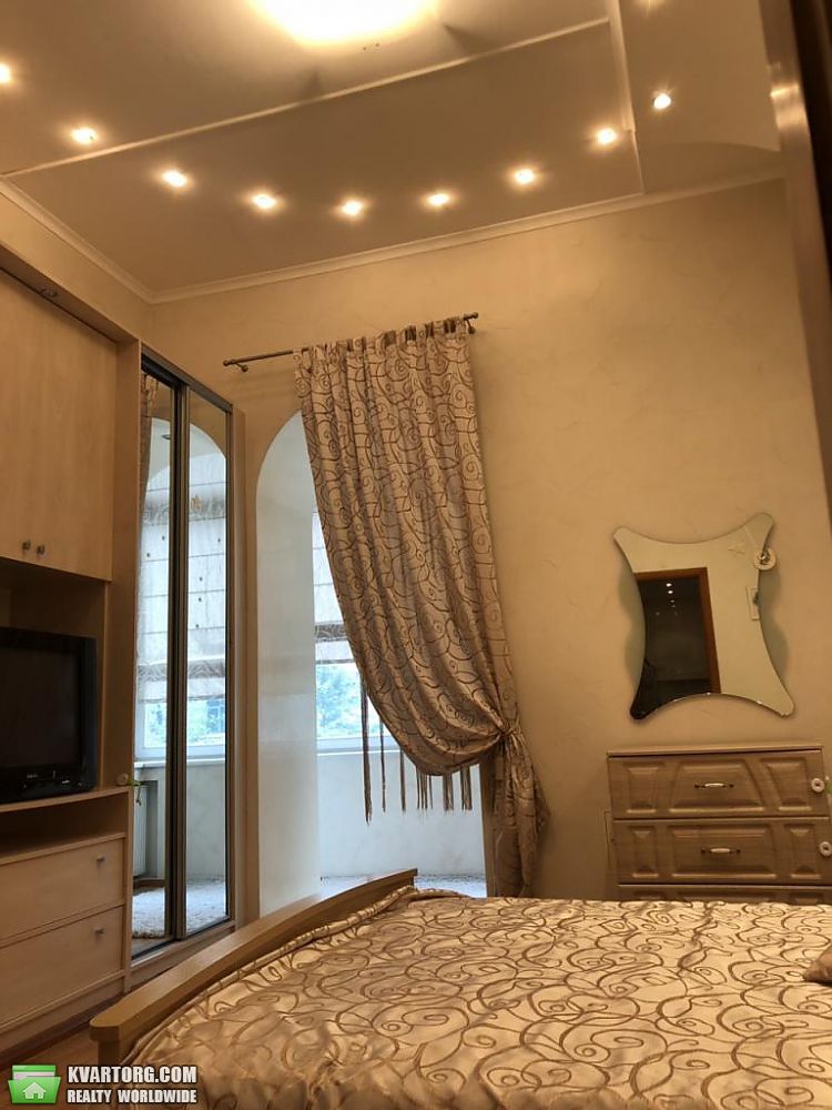 Rent out 3-room apartment. Киев,  Сечевых Стрельцов — photo 7