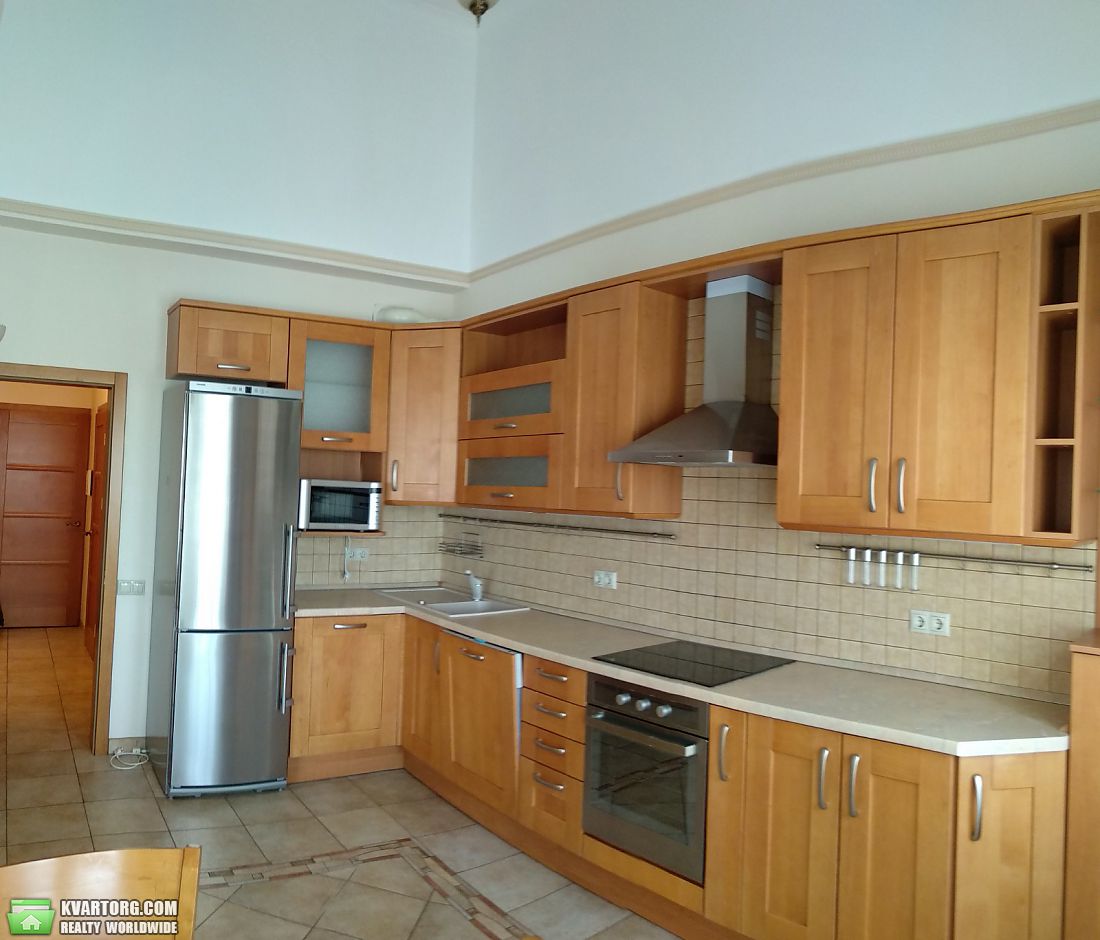 Rent out 4-room apartment. Киев, Кирилловская ул. — photo 3
