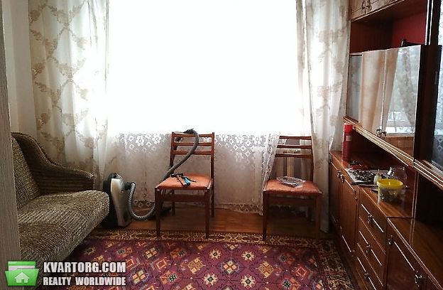 Sell 3-room apartment. Киев,  Новопироговская — photo 1