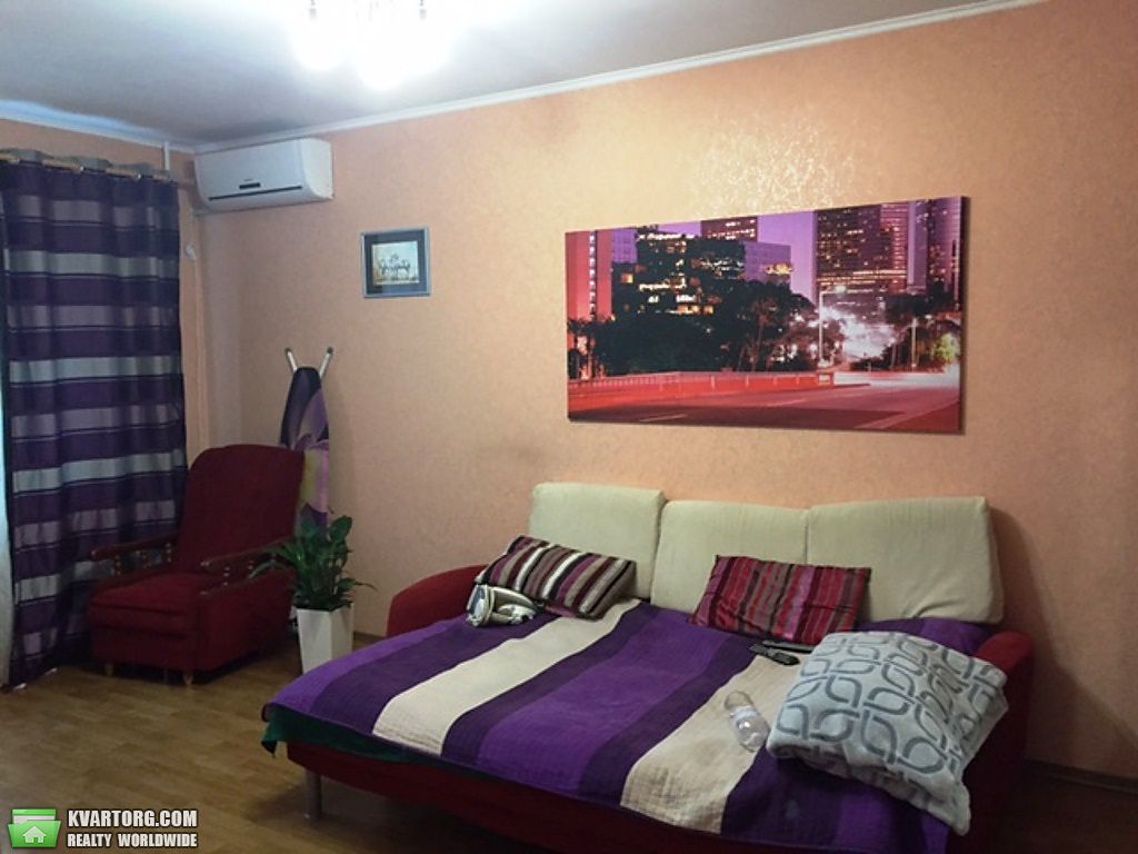 Sell 1-room apartment. Киев, Приречная — photo 3