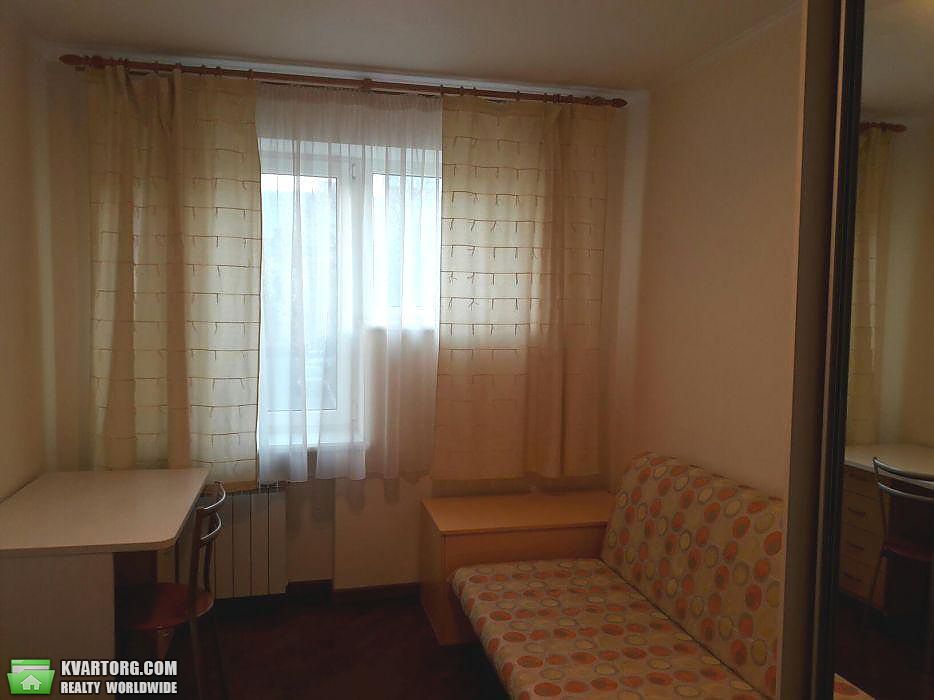 Rent out 3-room apartment. Киев,  Почайнинская — photo 7