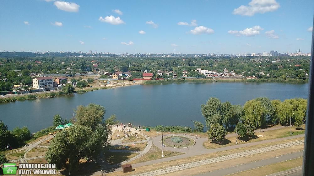 Sell 3-room apartment. Киев,  Радужная — photo 1