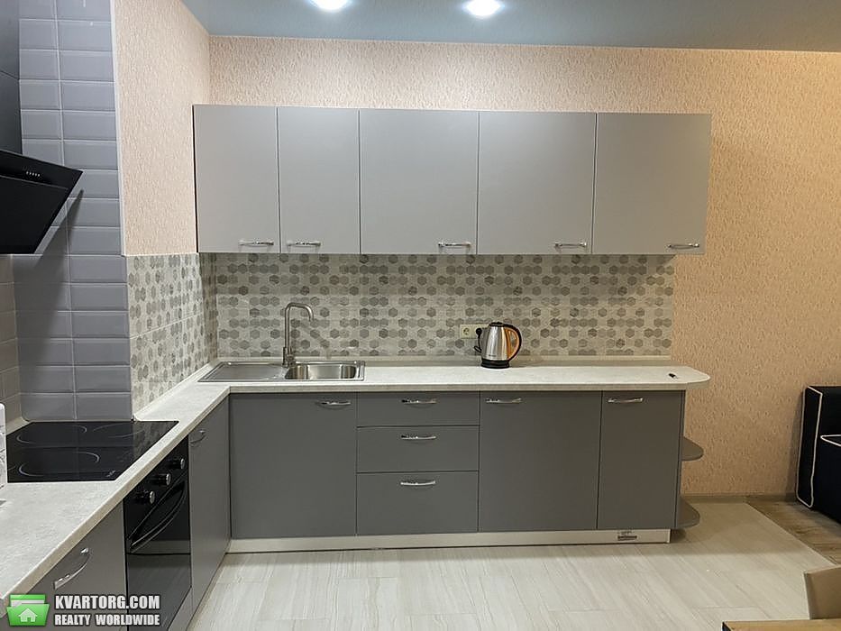 Rent out 2-room apartment. Киев, Ревуцкого — photo 1