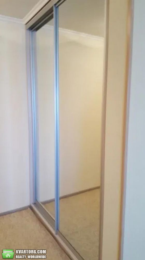 Rent out 2-room apartment. Киев,  Черновола — photo 10