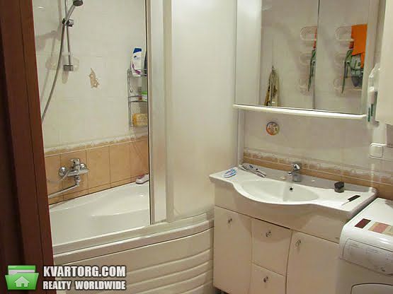 Sell 2-room apartment. Киев,  Светлая — photo 8