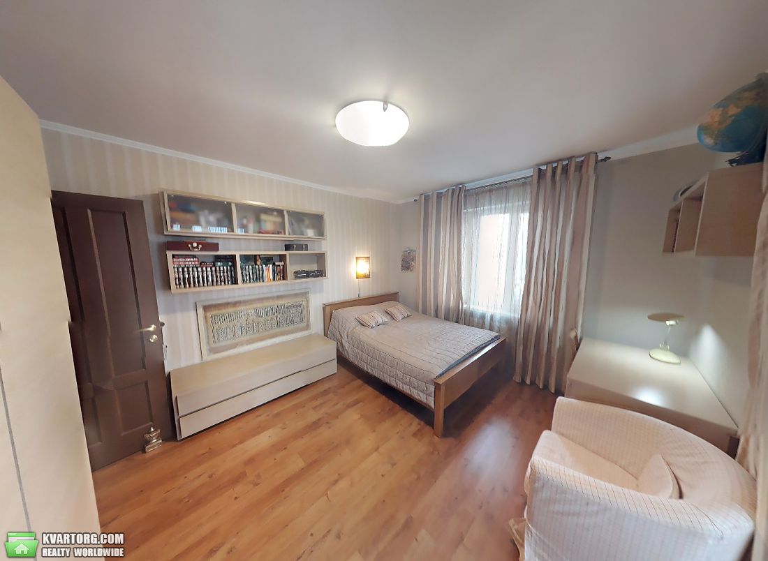 Sell 4-room apartment. Киев,  Никольско-Слободская — photo 3