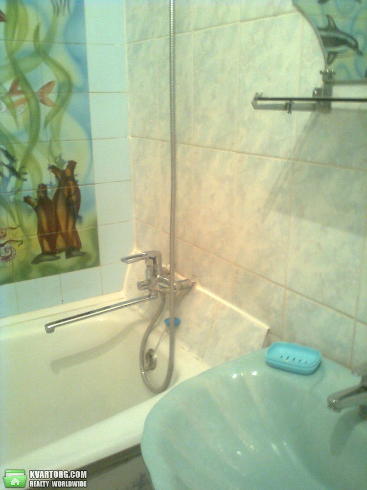 Rent out 2-room apartment. Киев,  Герцена — photo 8