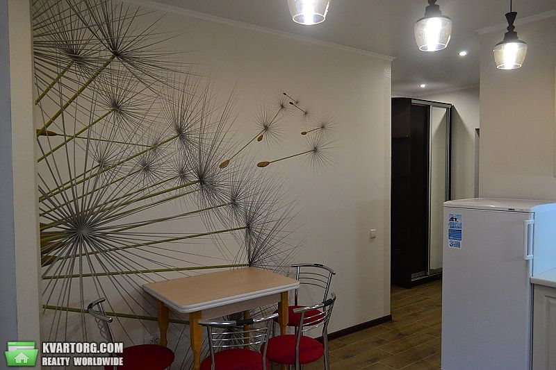 Rent out 1-room apartment. Одесса, Радужный массив — photo 1