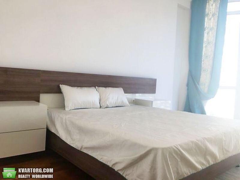 Rent out 2-room apartment. Киев,  Механизаторов — photo 1