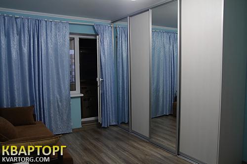 Rent out 2-room apartment. Киев,  Героев Днепра — photo 4