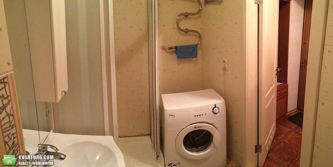 Rent out 2-room apartment. Киев,  Кловский спуск — photo 8