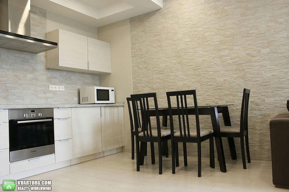 Rent out 2-room apartment. Киев,  Вышгородская — photo 4