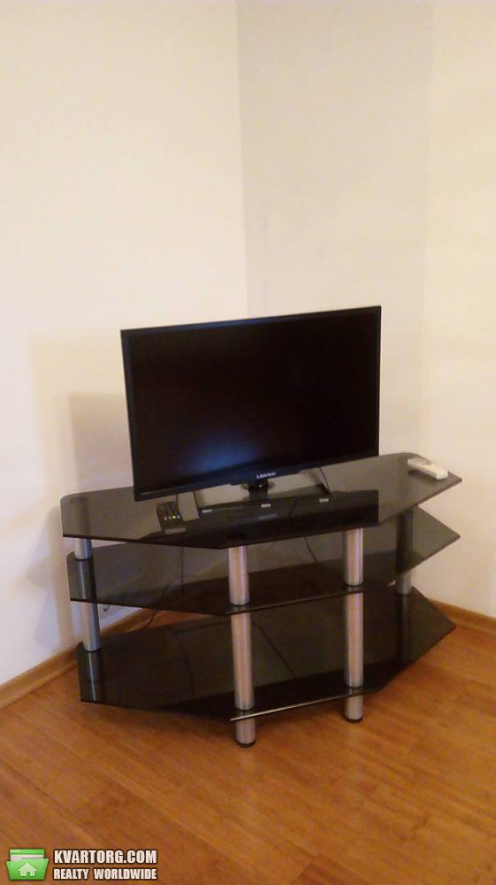 Rent out 2-room apartment. Киев, Каштановая — photo 6