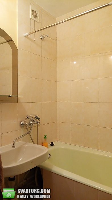 Rent out 1-room apartment. Киев, Свободы проспект — photo 9