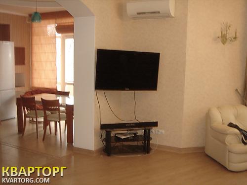 Rent out 2-room apartment. Киев,  Оболонская наб — photo 3