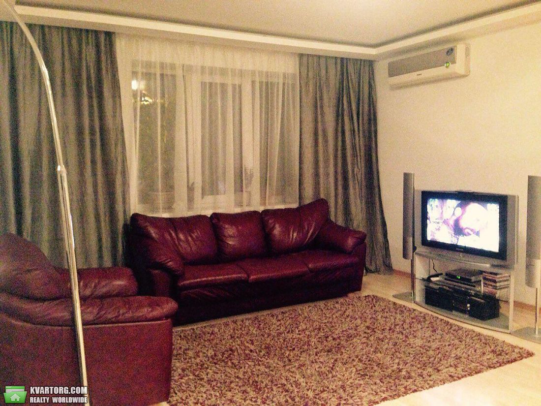 Sell 4-room apartment. Днепропетровск, Братьев Трофимовых — photo 3