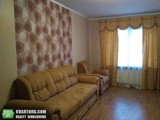 Rent out 3-room apartment. Киев, Софии Русовой — photo 1