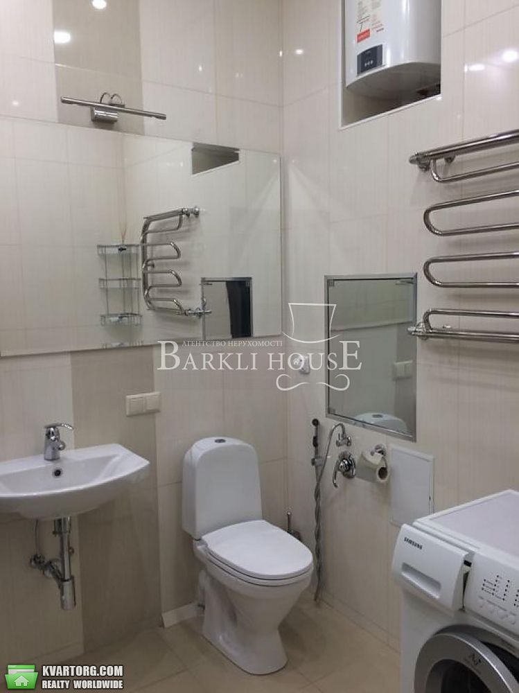 Rent out 2-room apartment. Киев,  Драгомирова — photo 8