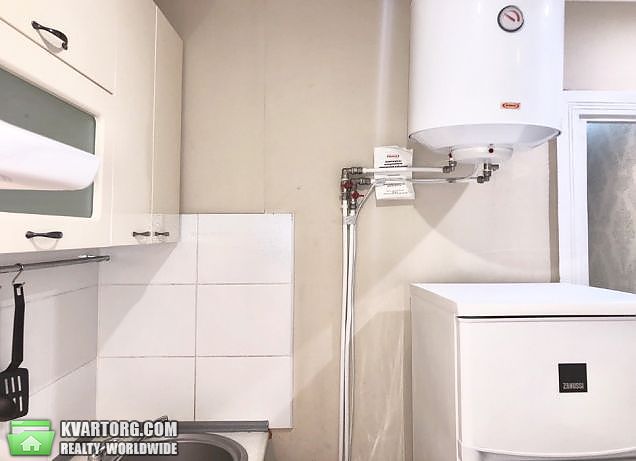 Rent out 1-room apartment. Киев,  Дегтяревская — photo 5