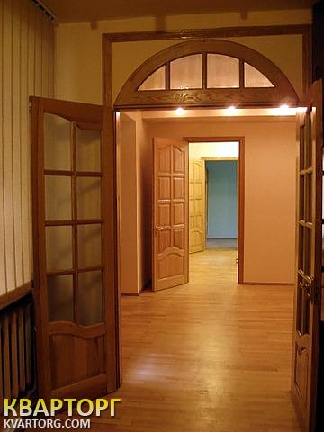 Rent out office. Киев, Владимирская — photo 1