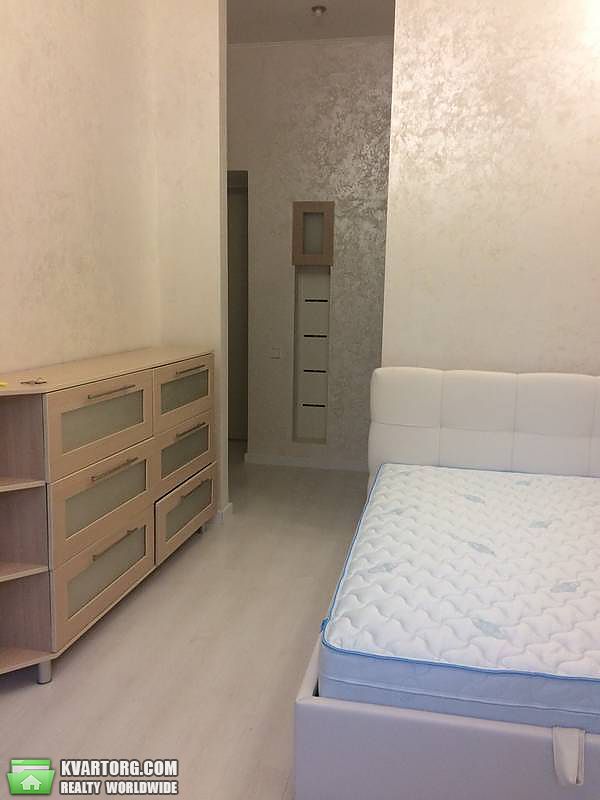 Rent out 1-room apartment. Киев,  Федорова — photo 1