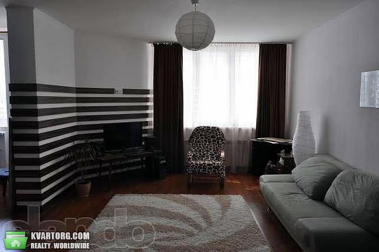 Rent out 1-room apartment. Киев,  Пчелки — photo 1