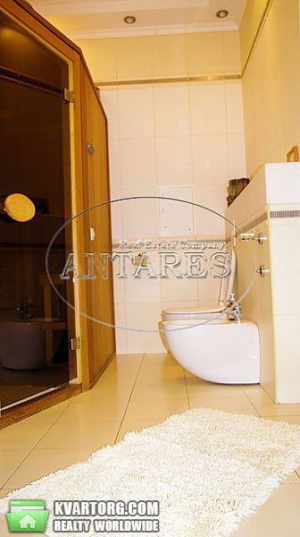 Rent out 3-room apartment. Киев, Леси Украинки бул — photo 10