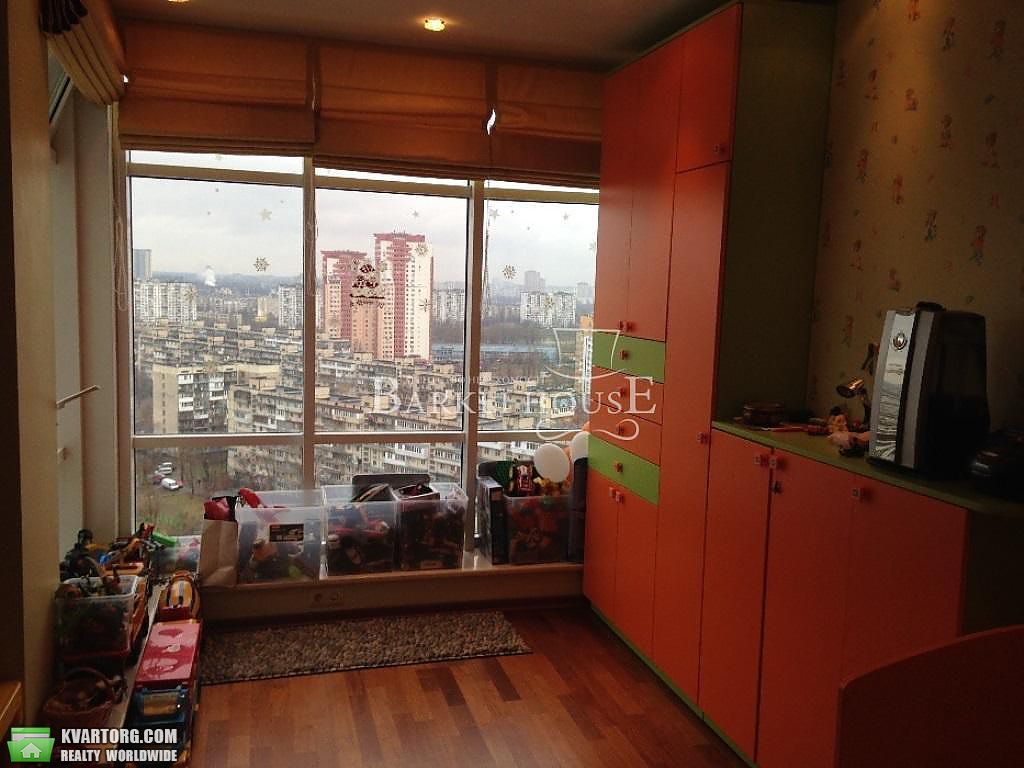 Rent out 4-room apartment. Киев,  Днепровская наб — photo 5