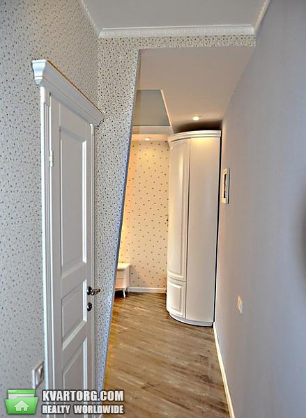 Rent out 1-room apartment. Киев, Сковороды — photo 10