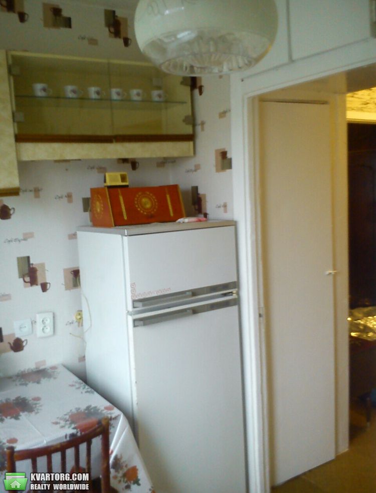 Rent out 1-room apartment. Киев,  Северная — photo 1