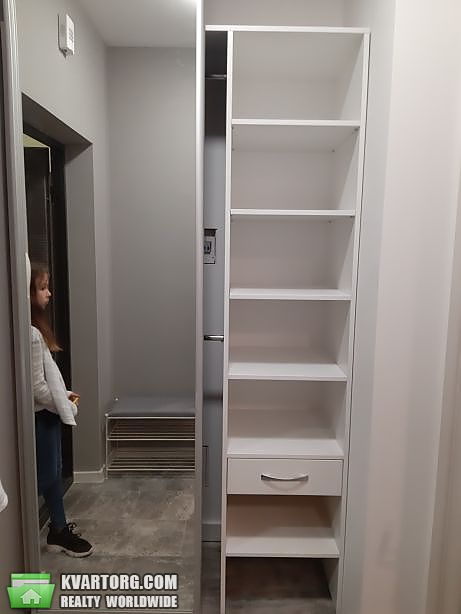 Rent out 1-room apartment. Киев, соборности — photo 3