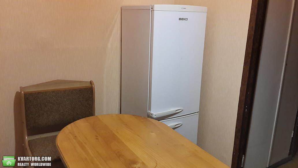 Rent out 1-room apartment. Киев,  Вершигоры — photo 4