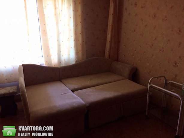 Rent out 1-room apartment. Киев,  Святошинская пл — photo 8