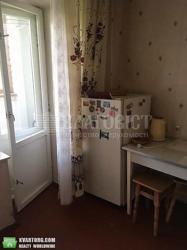 Rent out 2-room apartment. Киев,  Первомайского — photo 3