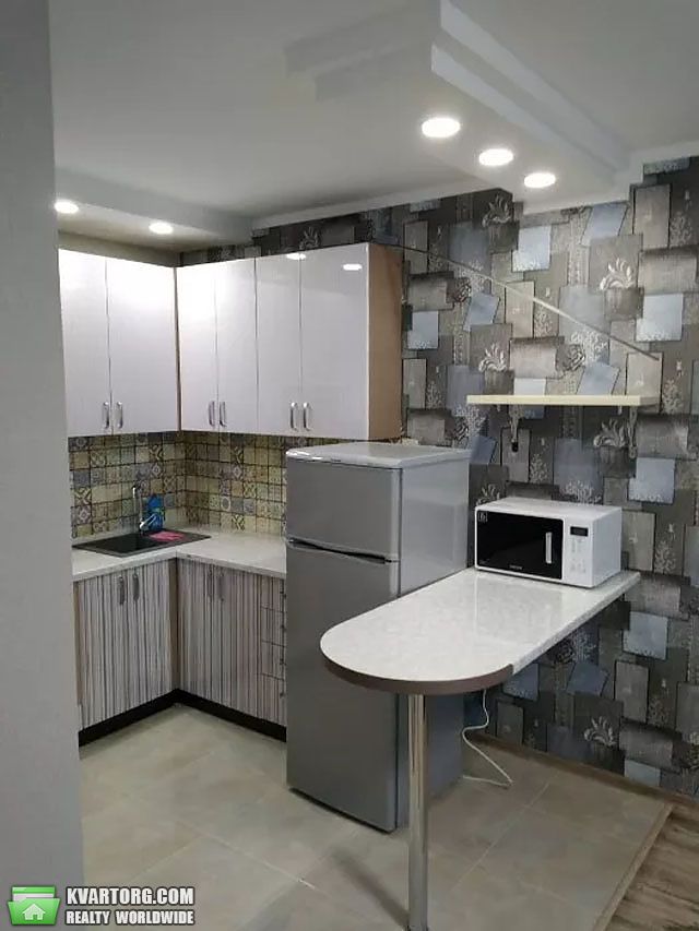 Rent out 1-room apartment. Киев, Шолуденко — photo 3